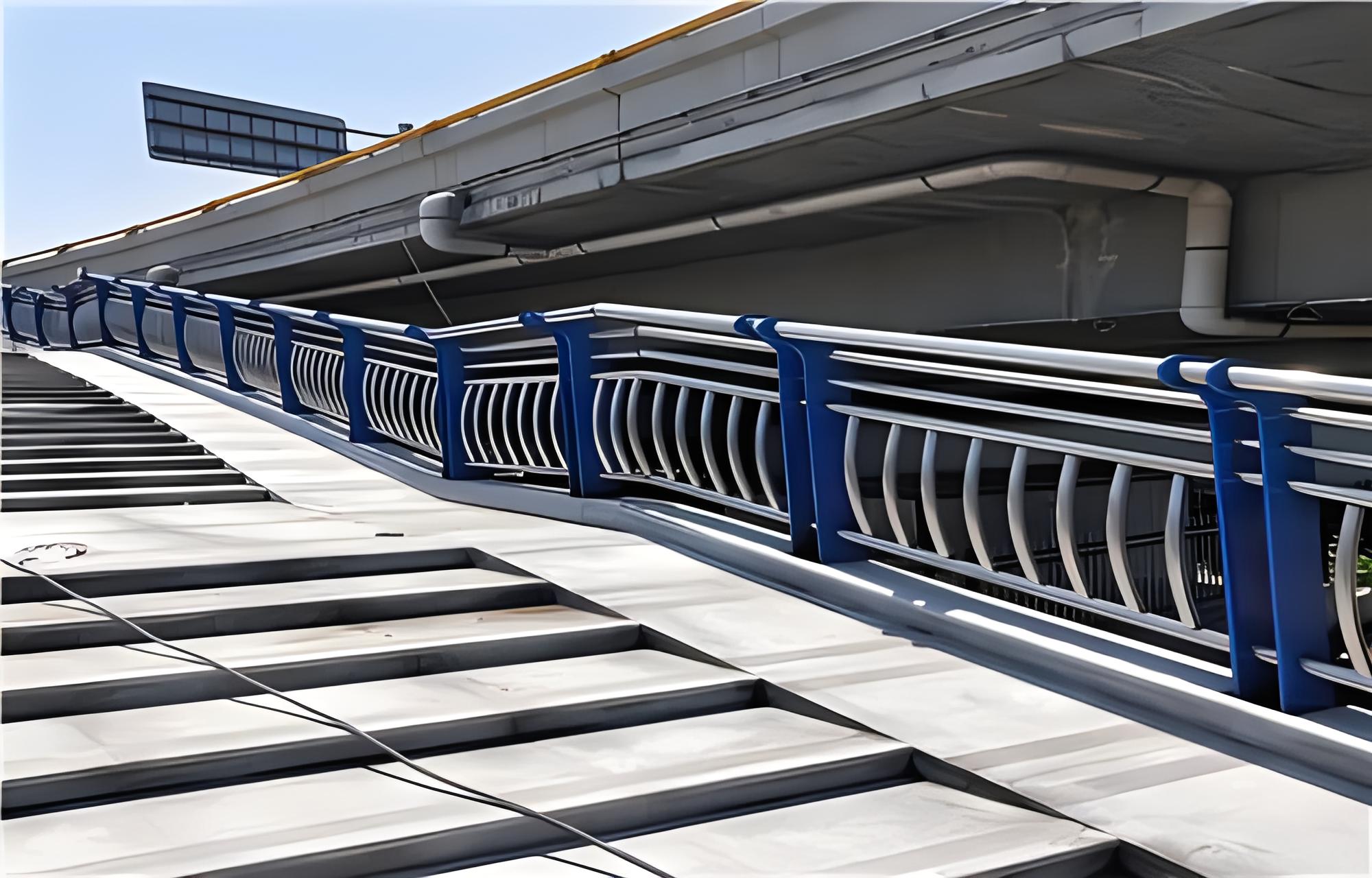 五指山不锈钢桥梁护栏维护方案：确保安全，延长使用寿命